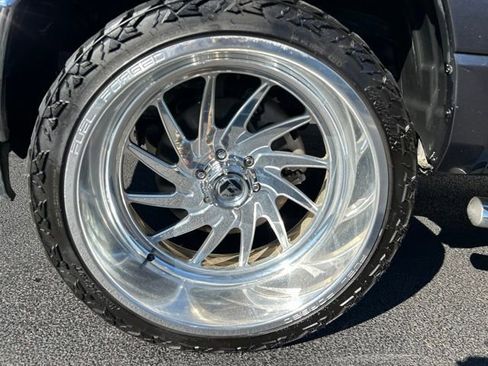 Used 2019 RAM 1500 Big Horn AWD/4WD image 11