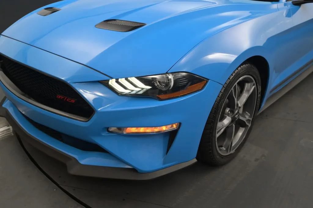 Used 2022 Ford Mustang GT Premium w/ Equipment Group 401A RWD image 8