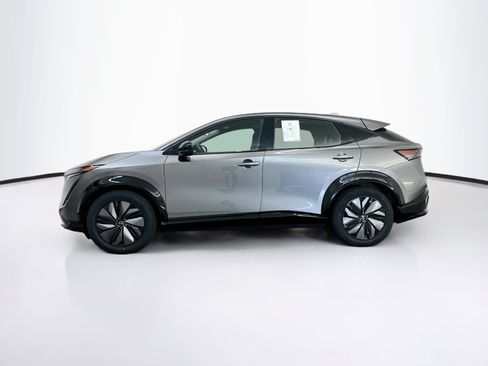 Used 2023 Nissan Ariya AWD image 4