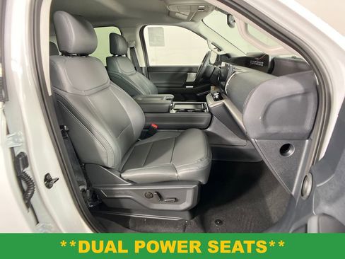 New 2026 Ford Expedition Max Active image 5