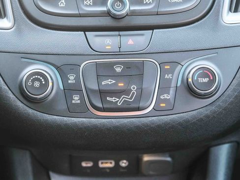 Used 2024 Chevrolet Malibu LS FWD image 15