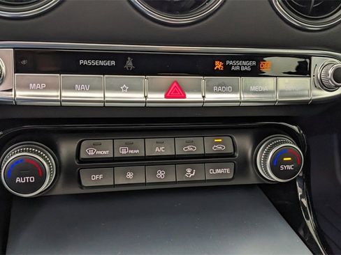 Used 2023 Kia Stinger GT2 image 28