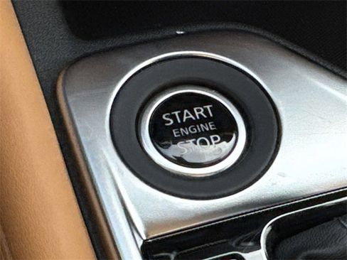 New 2025 Nissan Sentra SV w/ SV Premium Package image 17