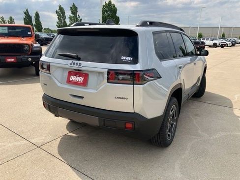 New 2026 Jeep Cherokee Laredo AWD/4WD image 5