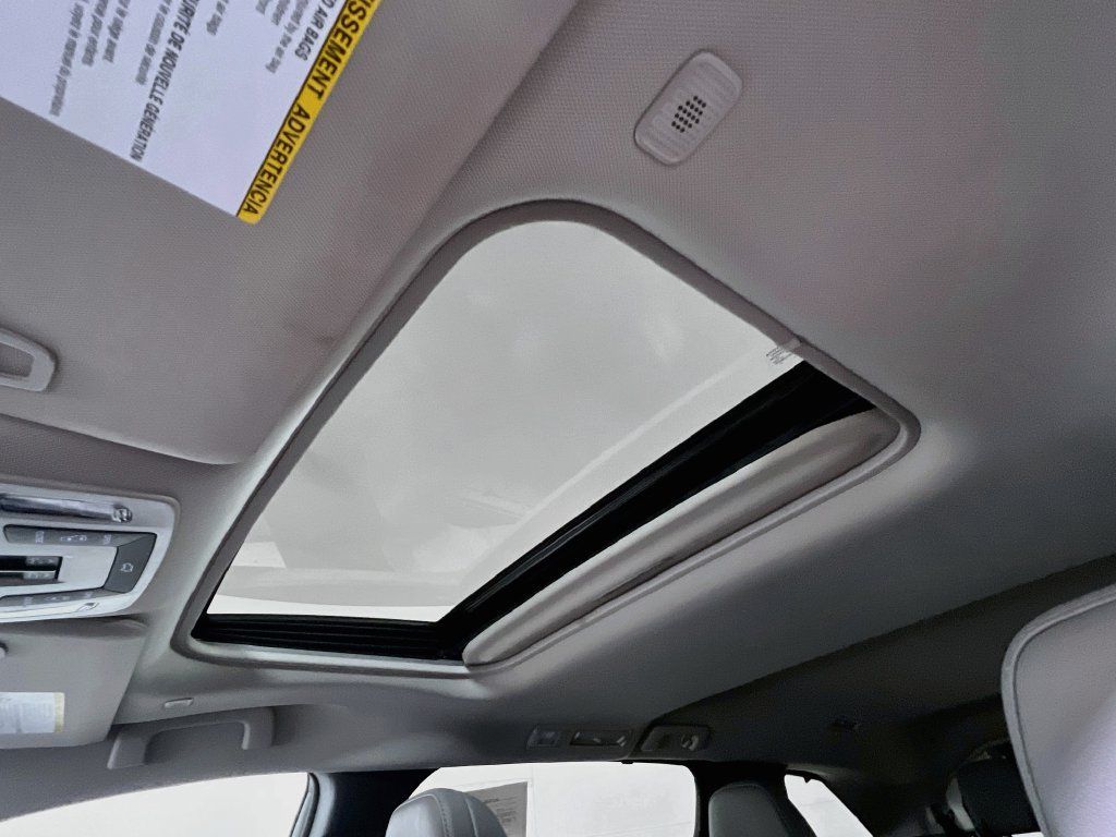 Certified 2026 Toyota Sienna XLE FWD image 19