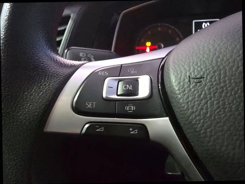 Used 2021 Volkswagen Jetta R-Line image 22