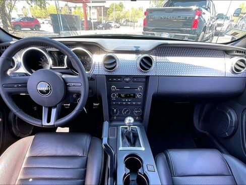 Used 2009 Ford Mustang GT image 12