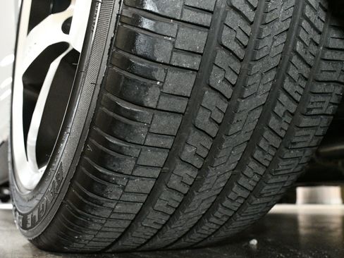 Used 2011 Dodge Challenger SRT8 w/ SRT Option Group II image 72