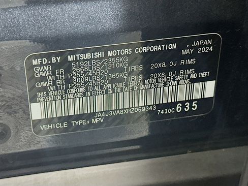 Used 2024 Mitsubishi Outlander SE FWD image 12