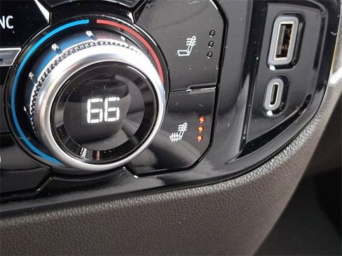 New 2026 GMC Sierra 1500 SLE w/ Preferred Package image 16