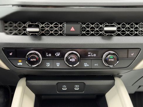Used 2023 Honda Accord EX image 13