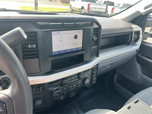 Used 2023 Ford F250 XL w/ XL Driver Assist Package RWD image 21