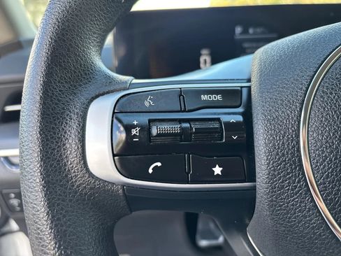 Used 2025 Kia K5 LXS image 17