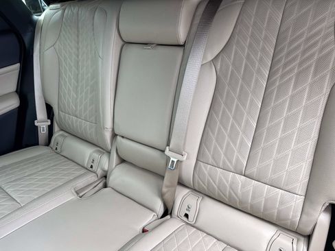 New 2025 Cadillac Lyriq Luxury image 15