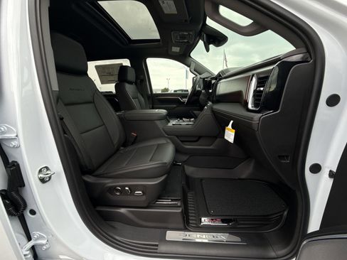 New 2026 GMC Sierra 3500 Denali image 28
