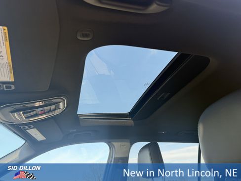 New 2025 Jeep Grand Cherokee L Altitude image 17