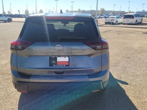 New 2026 Nissan Rogue SV FWD image 6