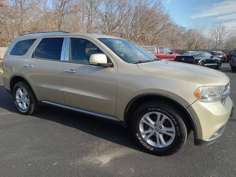 Used 2011 Dodge Durango Crew image 3