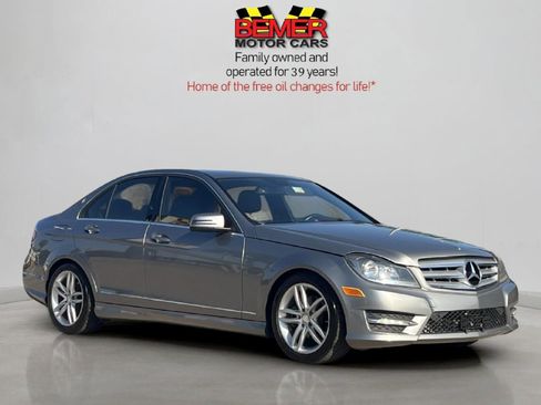 Used 2013 Mercedes-Benz C 250 Sedan image 7