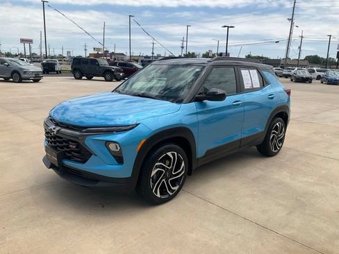 Used 2025 Chevrolet TrailBlazer RS w/ Driver Confidence Package AWD/4WD image 41