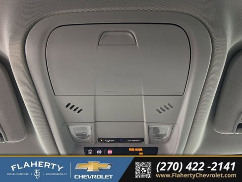 Used 2018 GMC Acadia SLE image 37