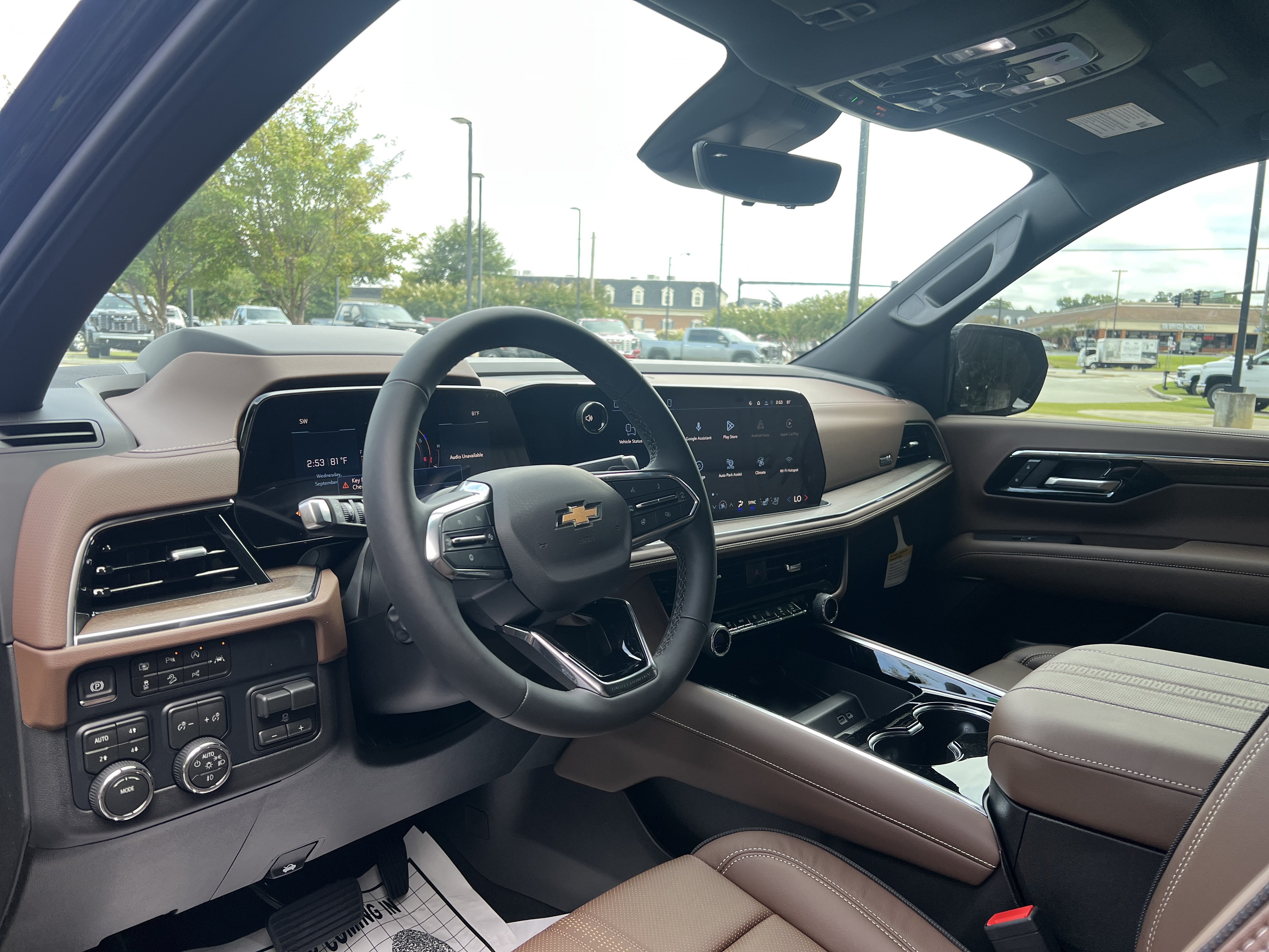 New 2026 Chevrolet Tahoe High Country w/ Sun And Tow Package AWD/4WD image 17