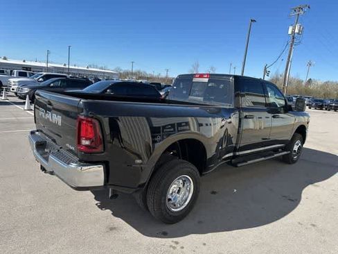 New 2026 RAM 3500 Tradesman AWD/4WD image 11