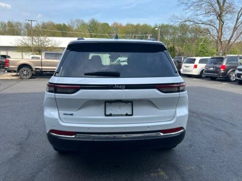 Certified 2024 Jeep Grand Cherokee Limited 4xe AWD/4WD image 5