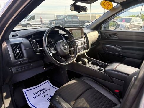 Used 2023 Nissan Pathfinder Rock Creek AWD/4WD image 3