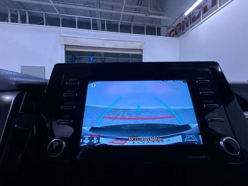 Used 2024 Toyota Camry SE image 26