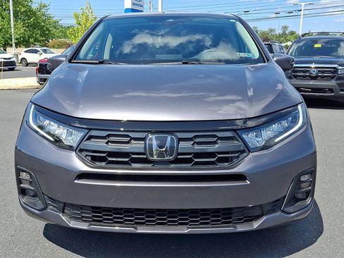 Certified 2026 Honda Odyssey EX-L image 3