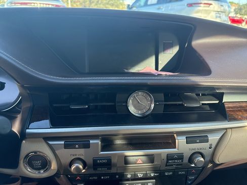 Used 2017 Lexus ES 350 image 27