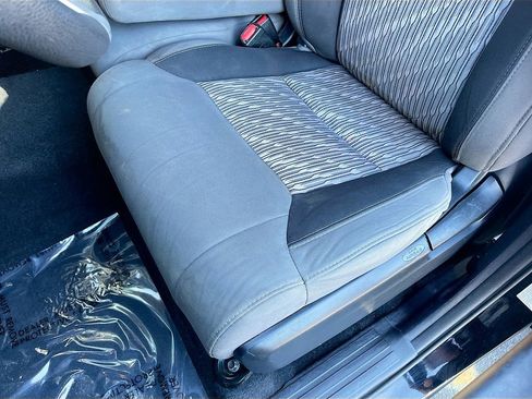 Used 2019 Toyota Tundra SR5 image 18