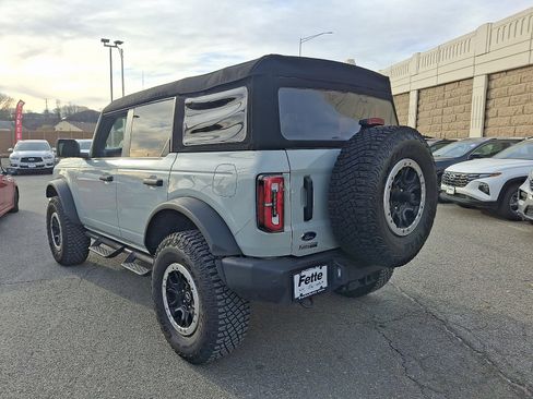 Used 2023 Ford Bronco Big Bend w/ Sasquatch Package image 6