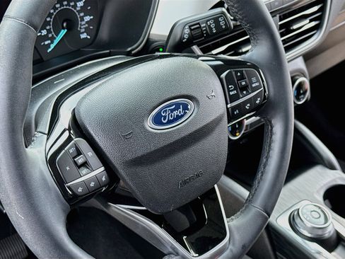 Used 2022 Ford Escape SEL AWD/4WD image 12