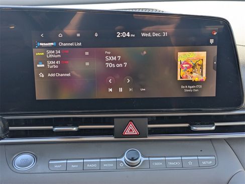 Certified 2024 Hyundai Elantra SEL image 13