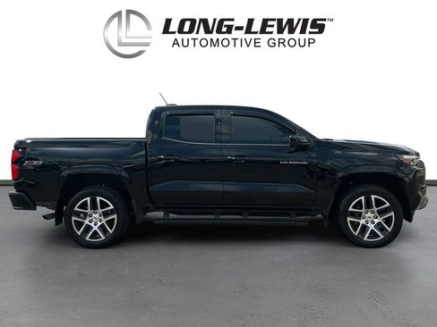 Used 2024 Chevrolet Colorado Z71 w/ Z71 Convenience Package 2 AWD/4WD image 8