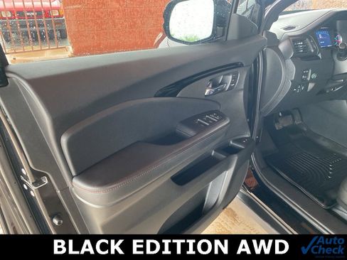 Used 2022 Honda Pilot Black Edition image 30
