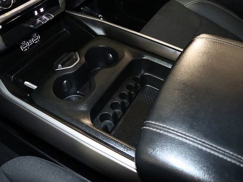 Used 2022 RAM 1500 Big Horn AWD/4WD image 23