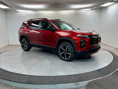 New 2026 Chevrolet Equinox RS w/ Convenience Package III image 8