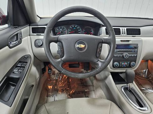 Used 2008 Chevrolet Impala LTZ FWD image 14