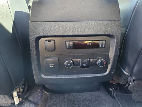 Used 2015 Lincoln Navigator 2WD image 13