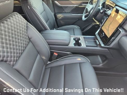 New 2026 GMC Acadia Denali w/ Super Cruise Package image 10