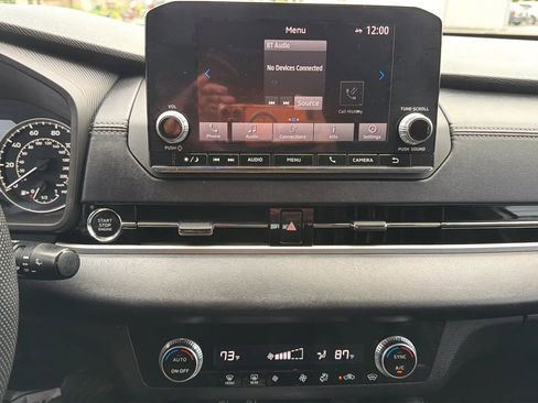 Used 2022 Mitsubishi Outlander ES AWD/4WD image 18
