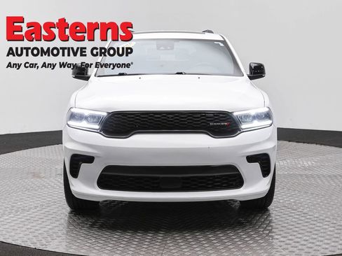 Used 2024 Dodge Durango GT AWD/4WD image 2