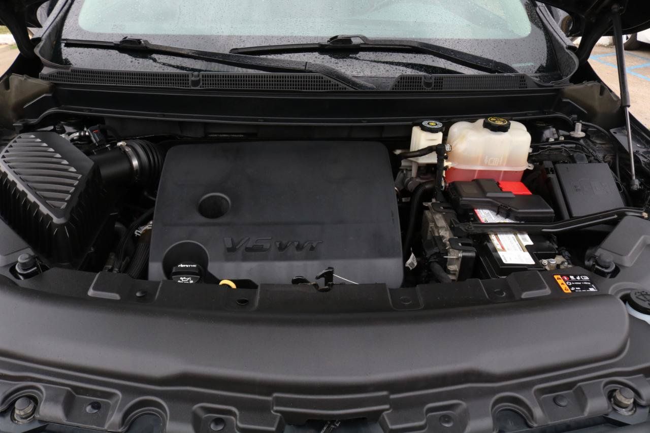 Used 2019 Buick Enclave Essence AWD/4WD image 50