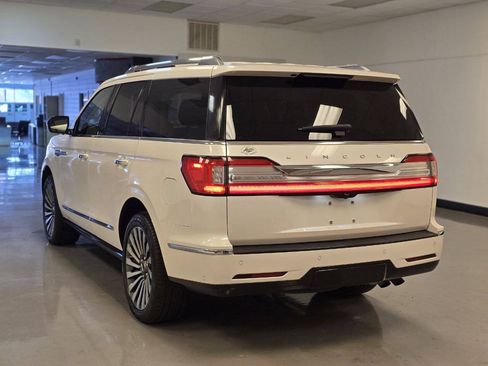 Used 2019 Lincoln Navigator Reserve AWD/4WD image 8