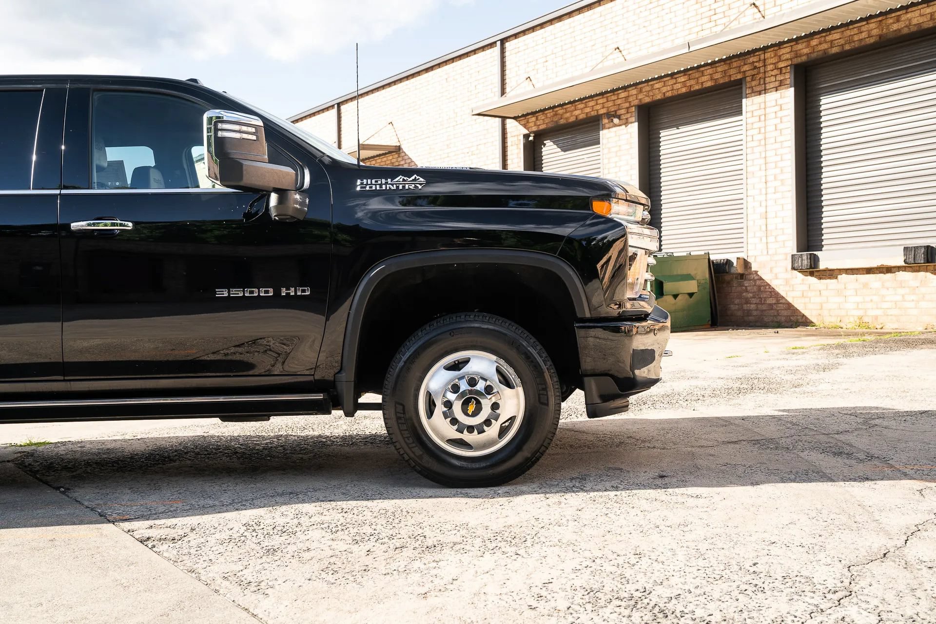 Used 2023 Chevrolet Silverado 3500 High Country AWD/4WD image 12