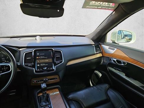Used 2019 Volvo XC90 T6 Inscription w/ Luxury Package AWD/4WD image 4