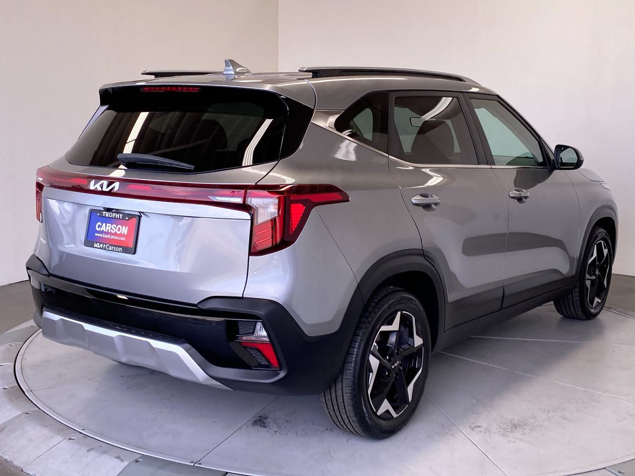 Certified 2025 Kia Seltos EX w/ EX Sunroof Package FWD image 5